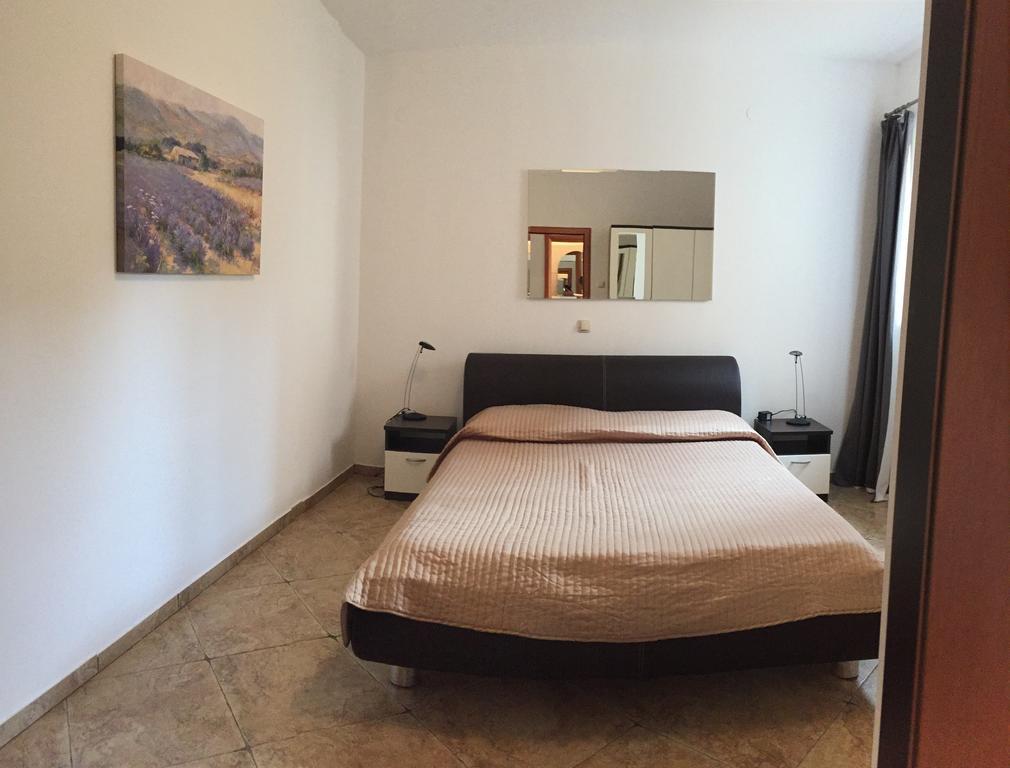 Villa Flora Opatija Phòng bức ảnh