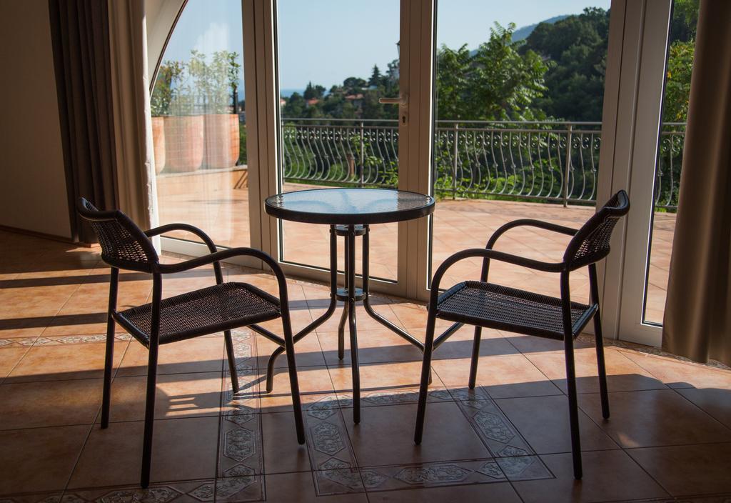 Villa Flora Opatija Phòng bức ảnh